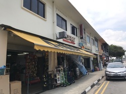 Changi Road (D14), Shop House #177060082
